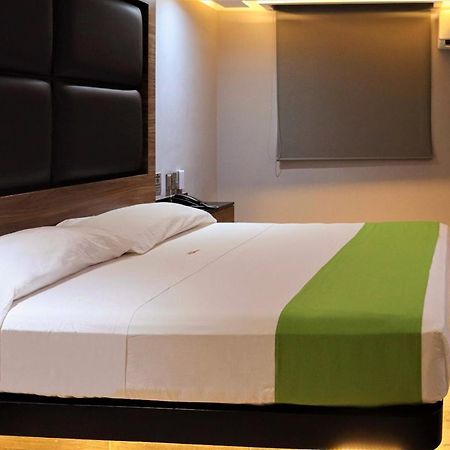 ורקרוז Auto-Hotel Playa Linda מראה חיצוני תמונה